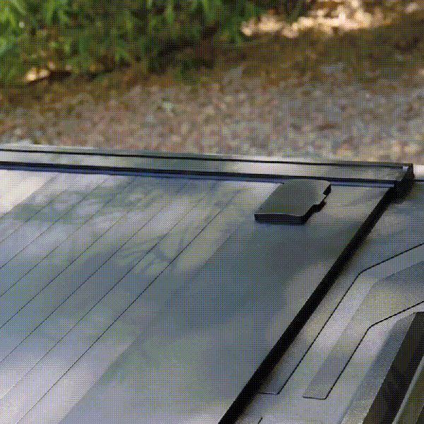 showcase functionality for manual retractable tonneau cover's lock and unlock with key