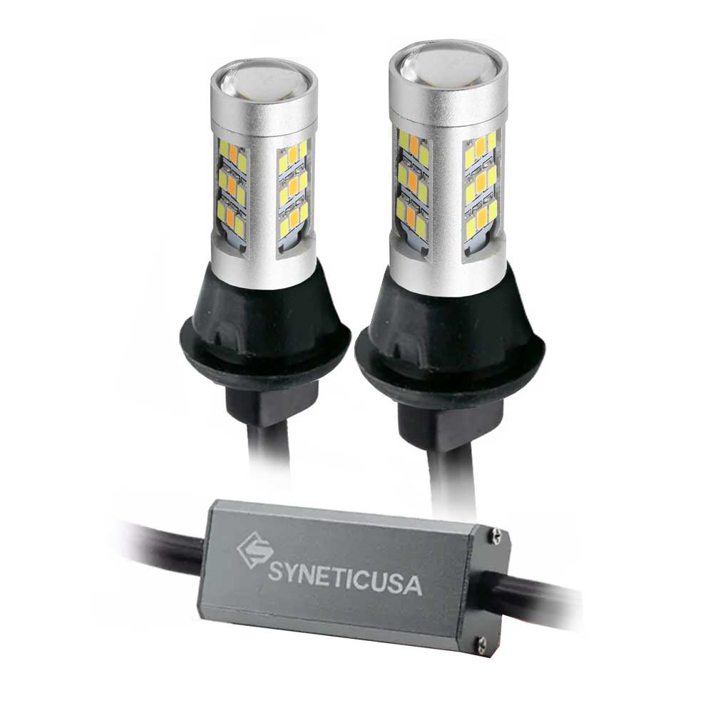 Two LED bulbs with a white and amber color, designed for front turn signal lighting, with a built-in resistor, branded Syneticusa.