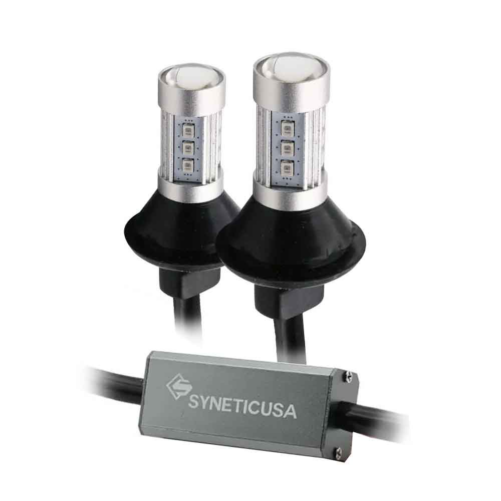 Two high power LED light bulbs with built-in-resistor, wire leads, and connectors for vehicle lighting, branded Syneticusa.
