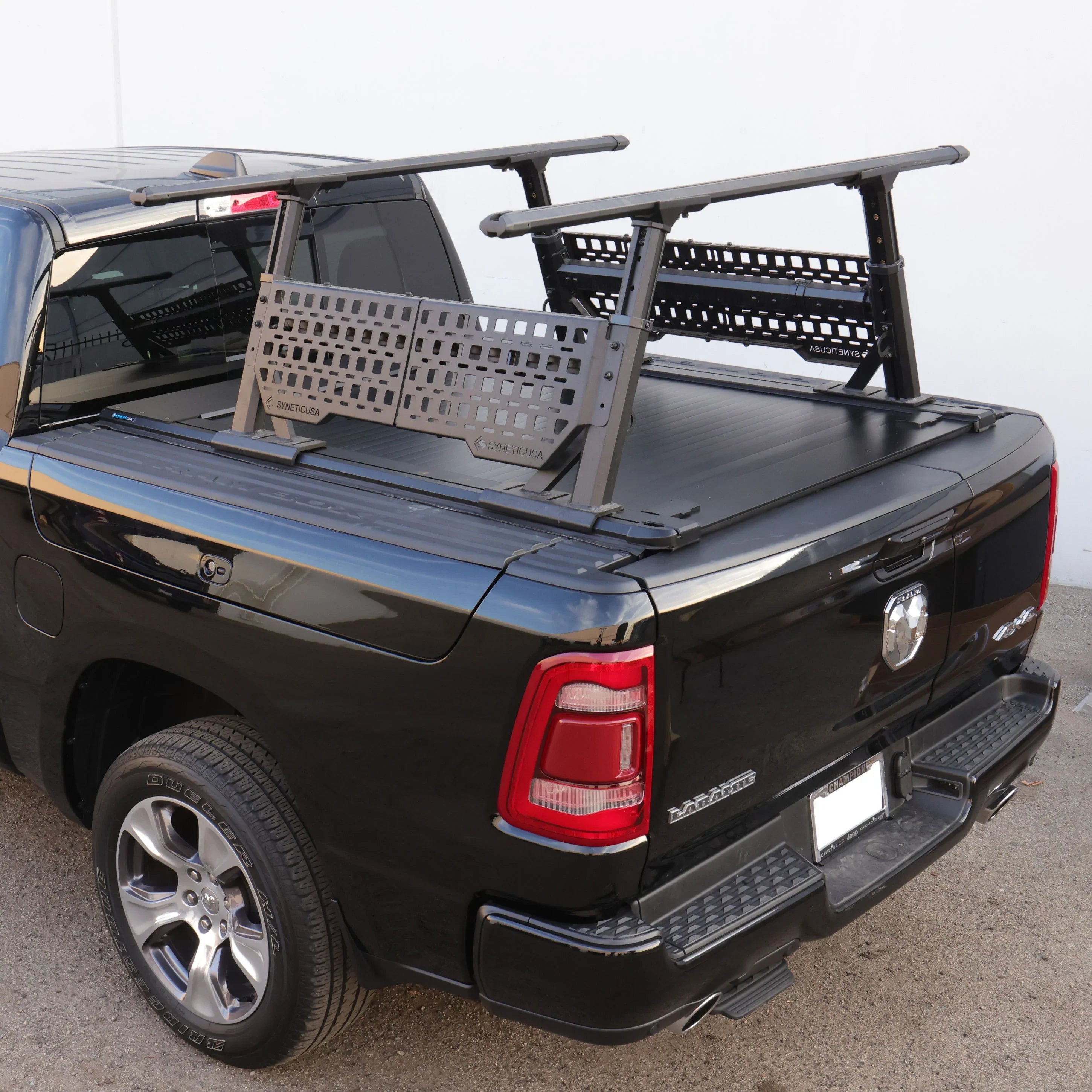 syneticusa manual retractable tonneau cover with ladder rack and molle side panel for rambox 1500